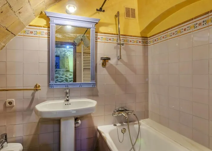 Balco De L' Emporda *